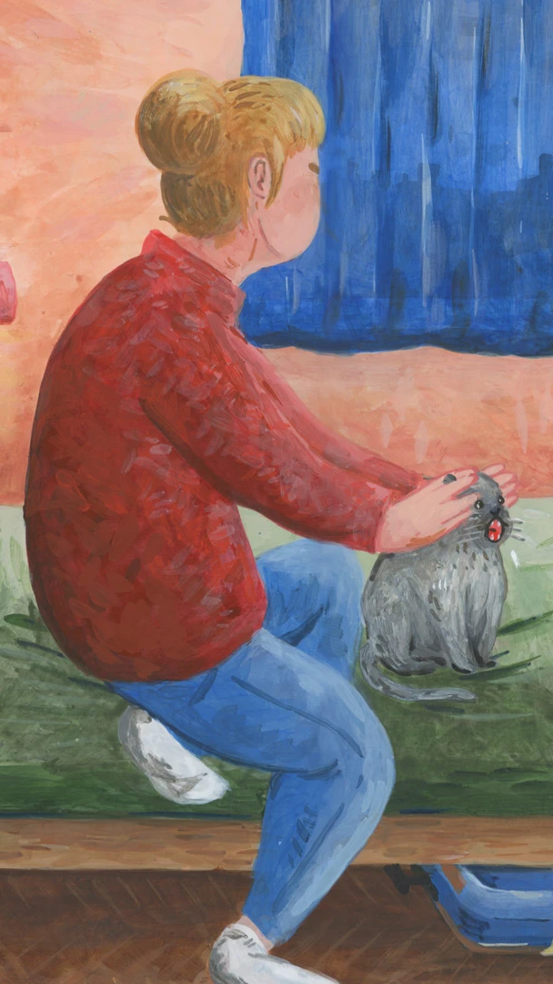 een illustratie van een vrouw op een bed, die de oren van haar kat afdekt